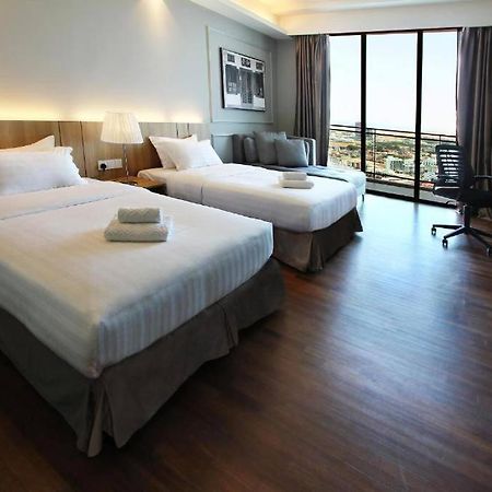 Shore Studio Rivercity View Malacca Exterior foto